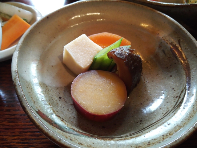 かくれ庵煮物.jpg