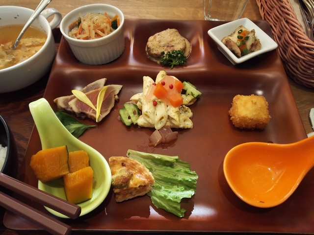 ベジテラスランチ.jpg