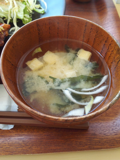 図書館ランチみそ汁.jpg