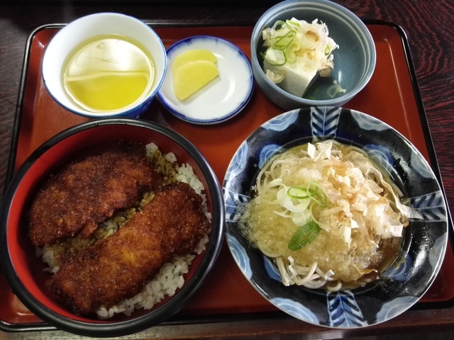松尾ソースカツ丼セット.jpg