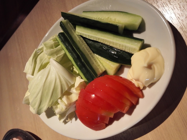 華楽_生野菜盛り合わせ.jpg